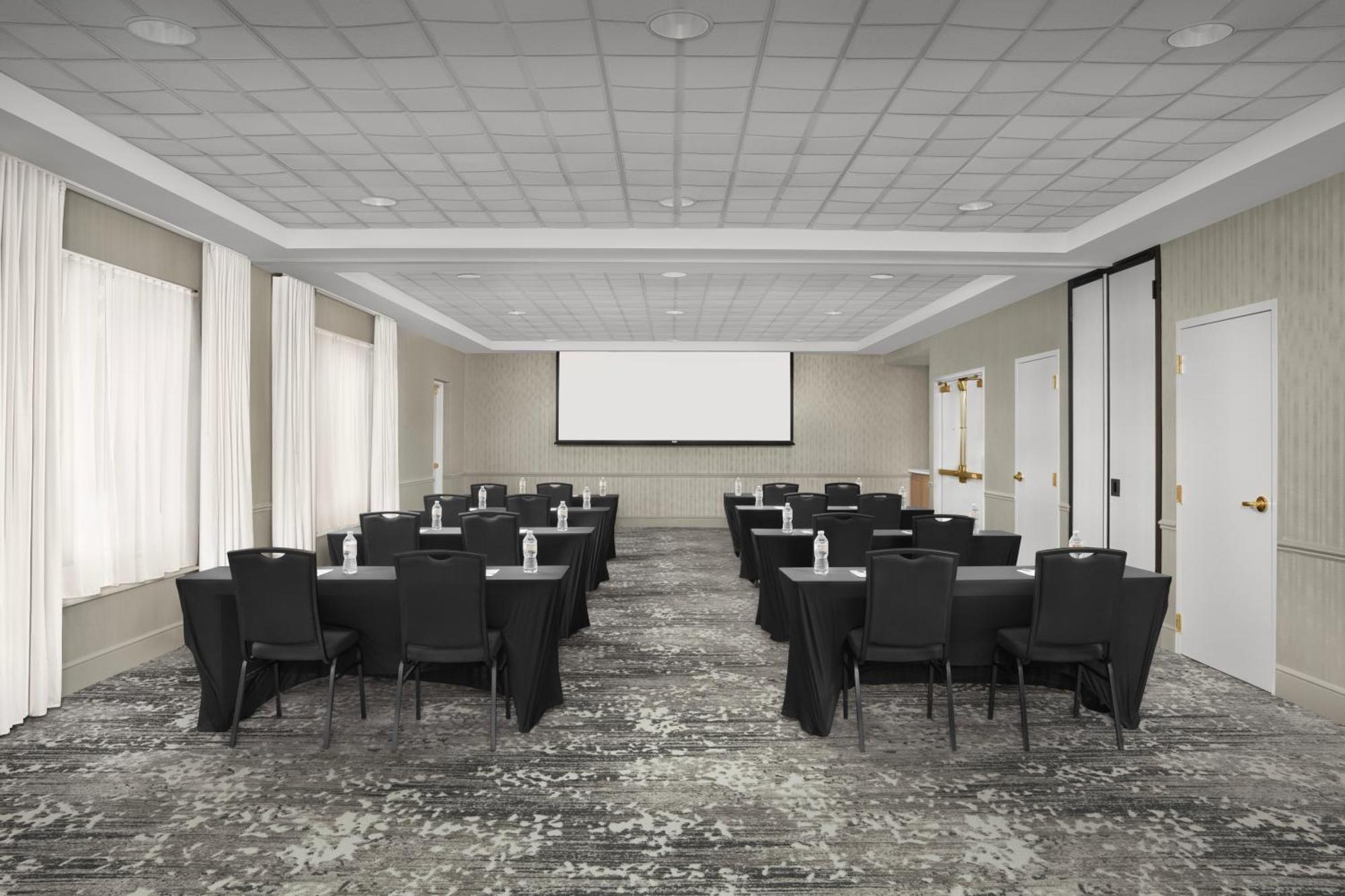 Hilton Garden Inn Hoffman Estates Exteriér fotografie